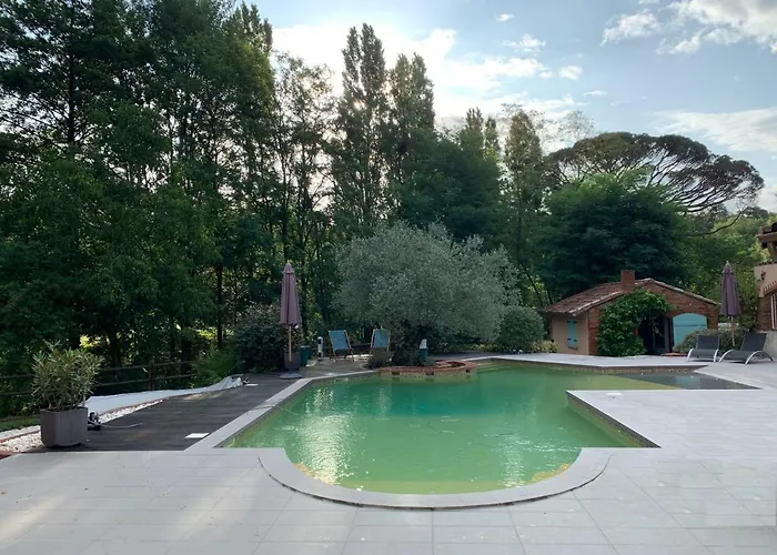 La Bourdette Дом отдыха Saverdun