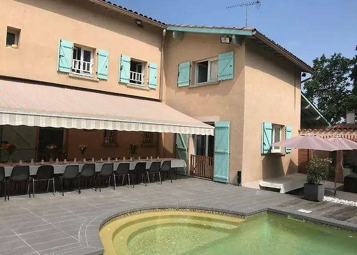 Дом отдыха La Bourdette *